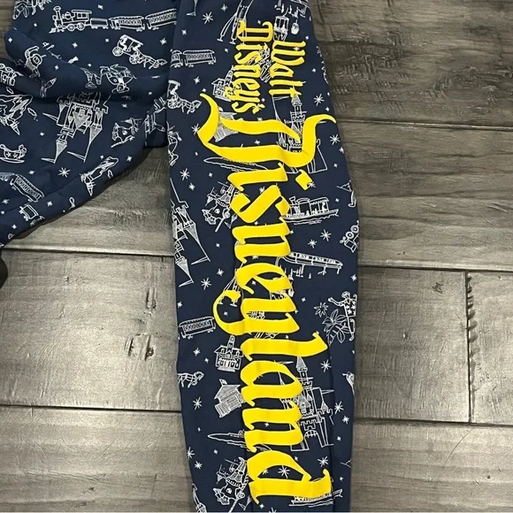 Disneyland 100 Favorite Memory Logo Joggers - Size XS - Picture 5 of 14